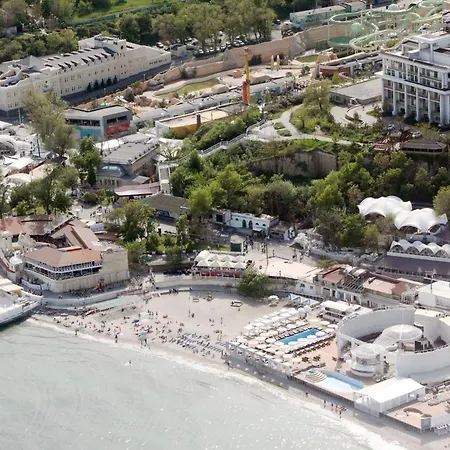 аркадия студия с балконом частичный вид моря первая линия от моря *