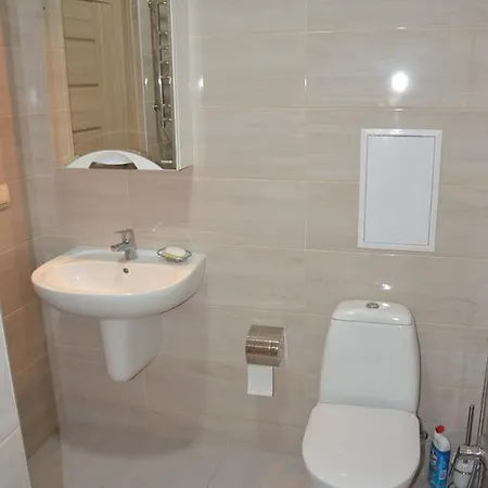 Apartament аркадия студия с балконом 5 этажчастичный вид моря первая линия от моря