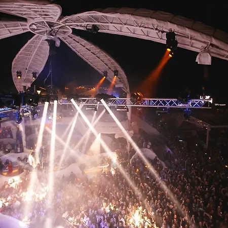 Lejlighed аркадия студия с балконом частичный вид моря первая линия от моря Odessa