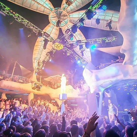 Lejlighed аркадия студия с балконом частичный вид моря первая линия от моря *