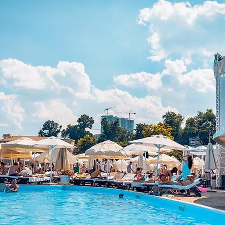 аркадия студия с балконом частичный вид моря первая линия от моря Apartament *