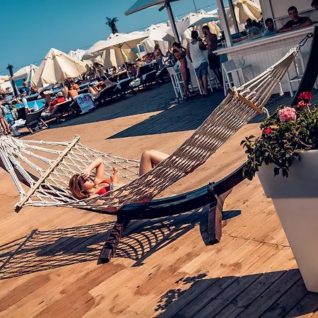 Lejlighed аркадия студия с балконом частичный вид моря первая линия от моря *