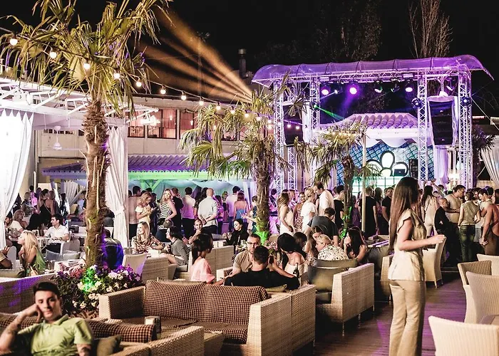 аркадия студия с балконом частичный вид моря первая линия от моря Odessa