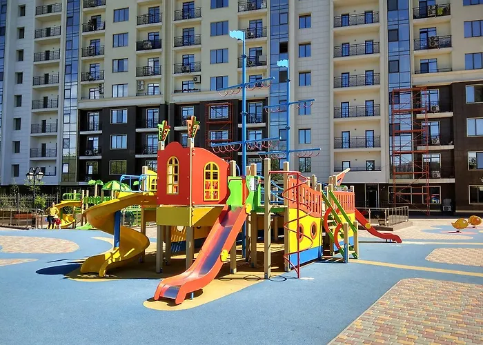 аркадия студия с балконом частичный вид моря первая линия от моря Apartman *