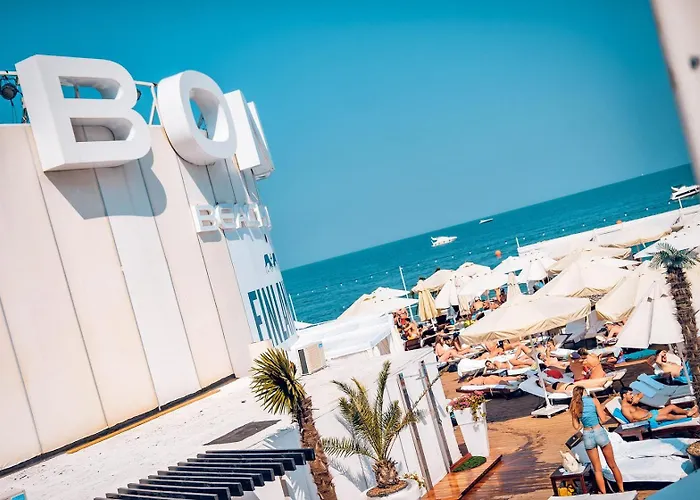 аркадия студия с балконом частичный вид моря первая линия от моря Apartman Odessza