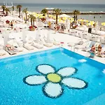аркадия студия с балконом частичный вид моря первая линия от моря * Odesa
